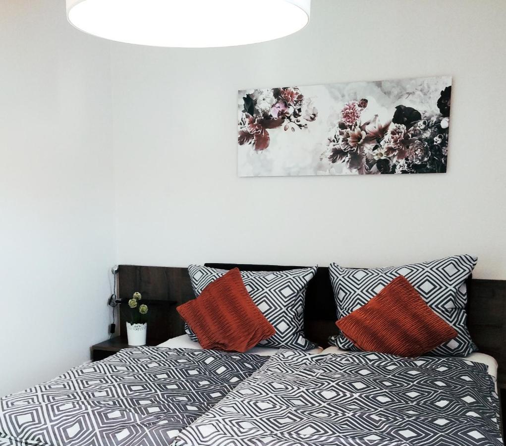 Apartment24 Lugde ภายนอก รูปภาพ